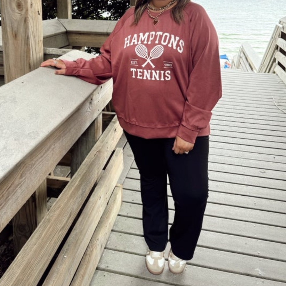 Hamptons Tennis Women's Sweater - Red